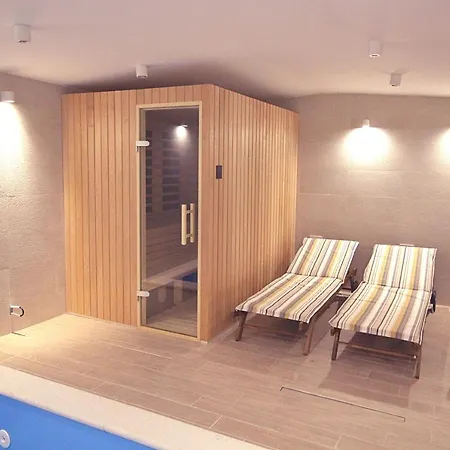 Sun Apartment Primosten